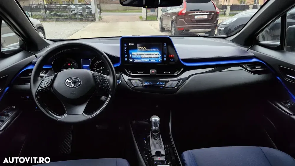 Toyota C-HR 1.8 HSD 4x2 CVT C-ult LED — imagine 4