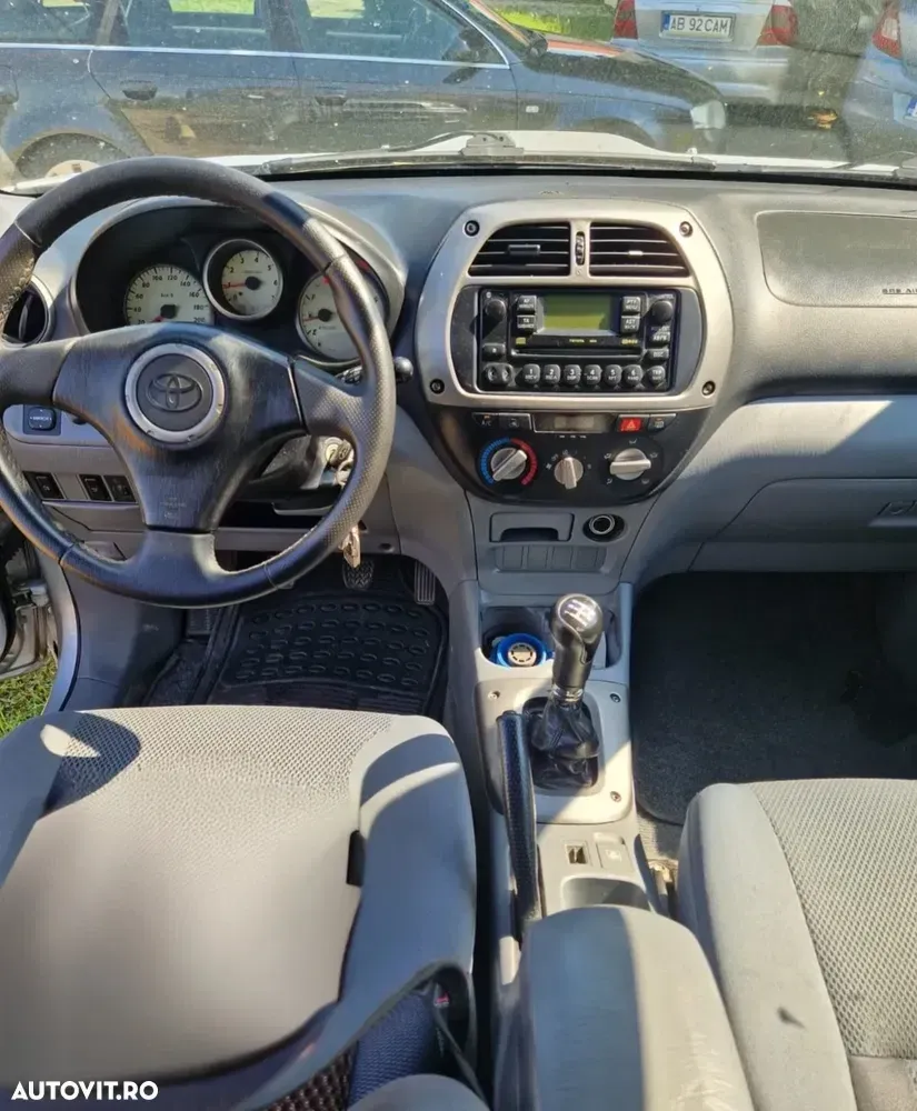 Toyota RAV4 II 2.0 D-4D Sol — imagine 3