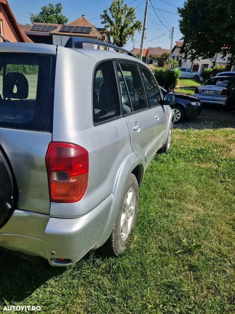 Toyota RAV4 II 2.0 D-4D Sol — imagine 6