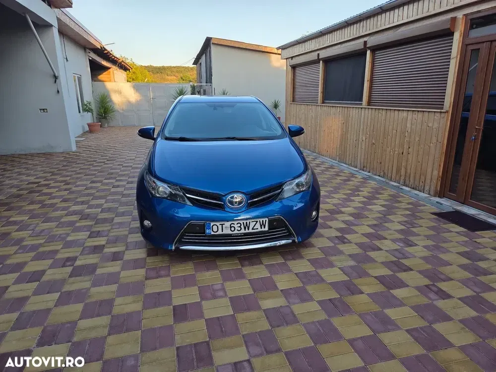 Toyota Auris II — imagine 2