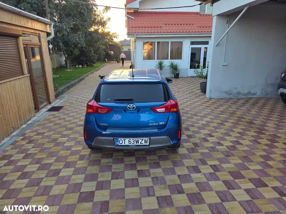 Toyota Auris II — imagine 5