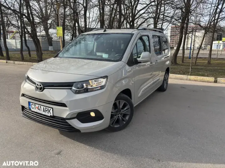 Toyota Proace 1.2 130CP 8AT 6+1 L2H1 Family+