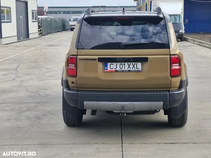 Toyota Land Cruiser 250 2.8l D-4D 204 CP A/T 7 locuri Luxury