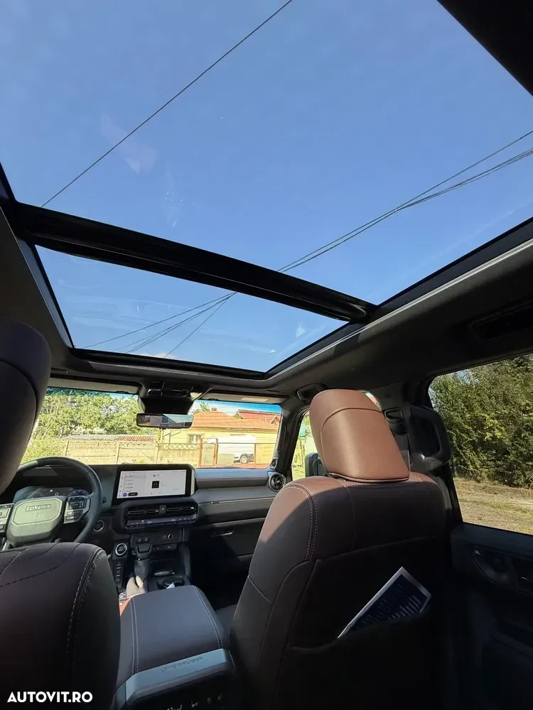 Toyota Land Cruiser 2.8l D-4D 204 CP A/T 7 locuri Luxury AVS Brown — imagine 4