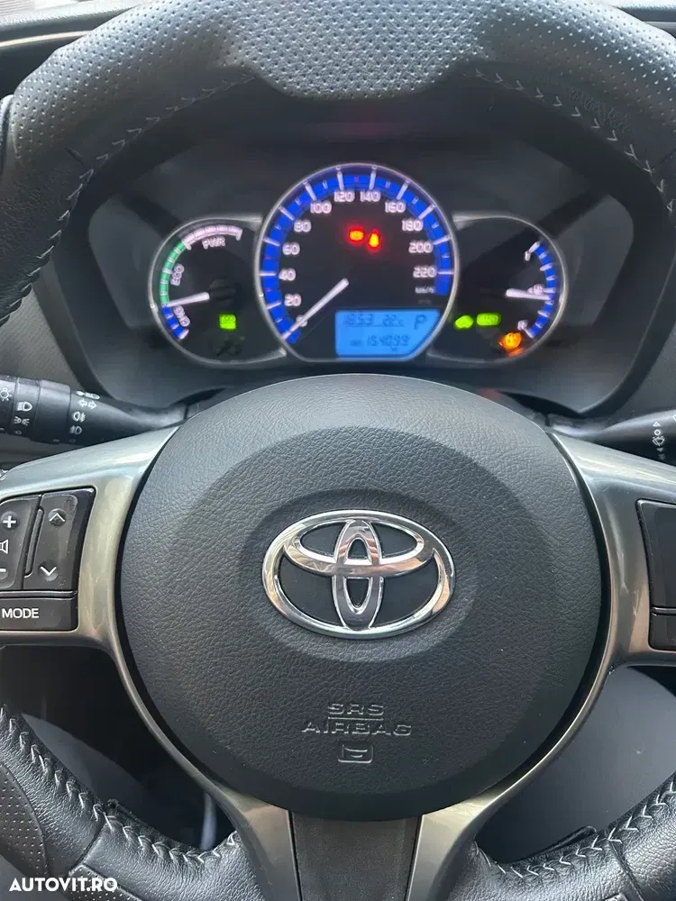 Toyota Yaris 1.5 VVT-i HSD Luna — imagine 6