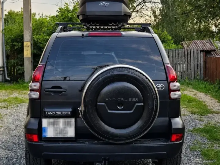 Toyota Land Cruiser