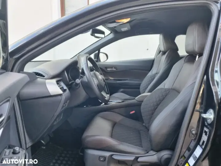 Toyota C-HR 1.8 HSD 4x2 CVT C-ult LED