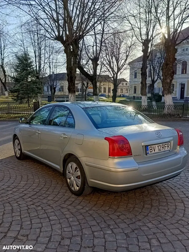 Toyota Avensis II 2.0 D4D Sdn. Terra — imagine 5