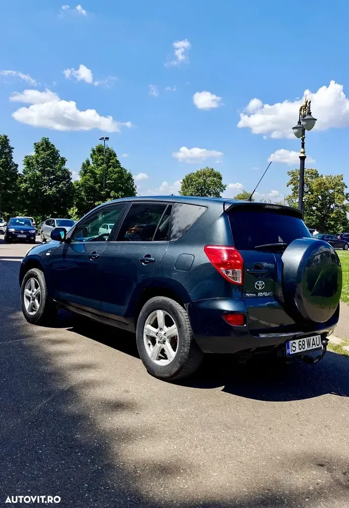 Toyota RAV4 III — imagine 3