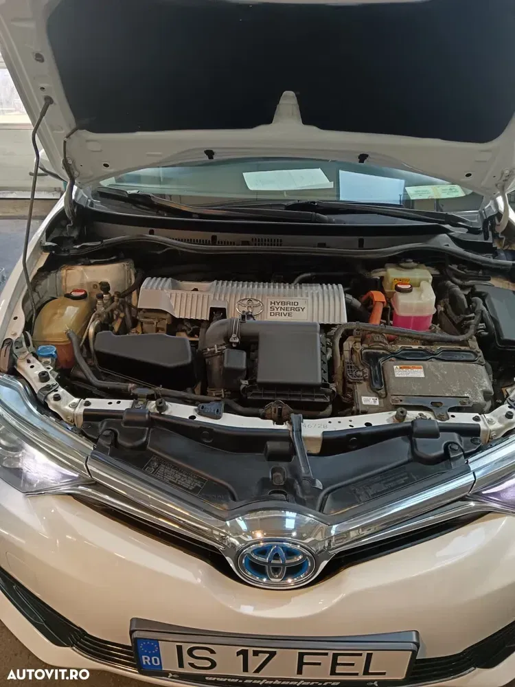 Toyota Auris — imagine 2
