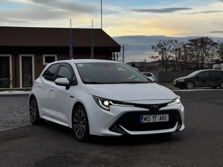 Toyota Corolla XII