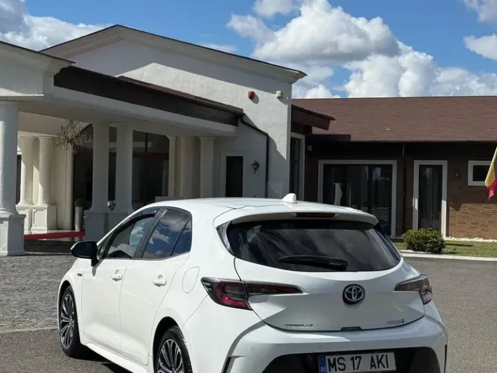 Toyota Corolla XII