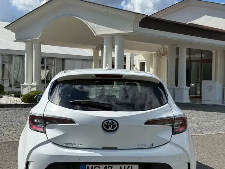 Toyota Corolla XII
