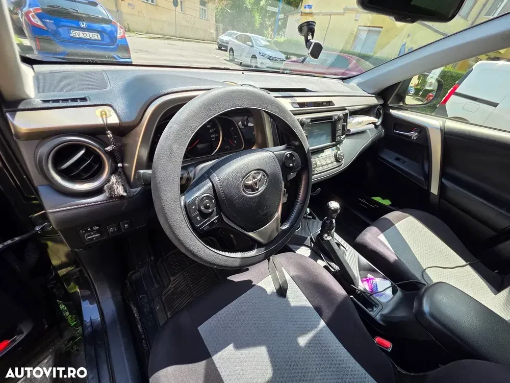 Toyota RAV4 2.0 D-4D 2WD Comfort — imagine 4