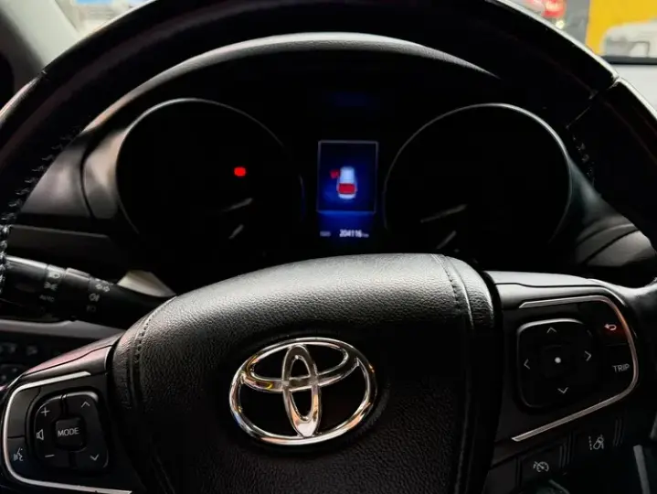 Toyota Avensis III 2.0 D-4D Executive