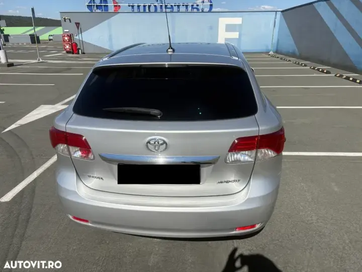 Toyota Avensis III 2.0 D-4D