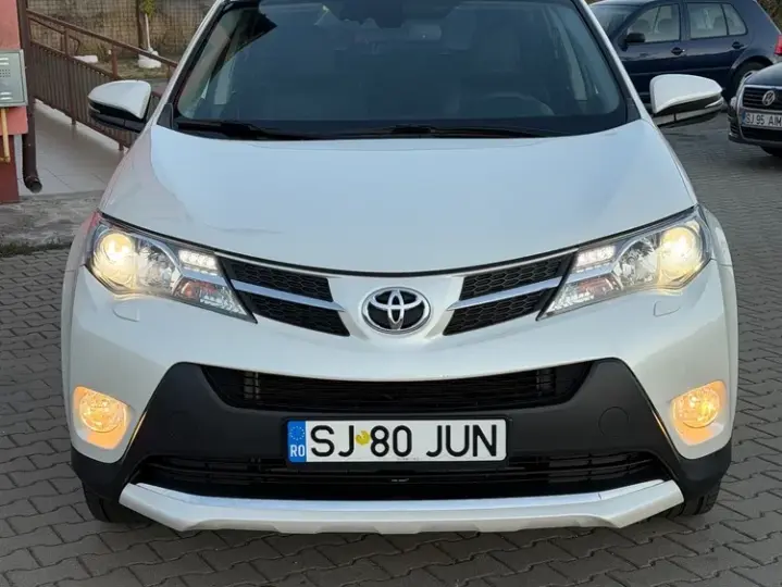 Toyota RAV4 IV 2.0 D-4D 4x4 Edition S