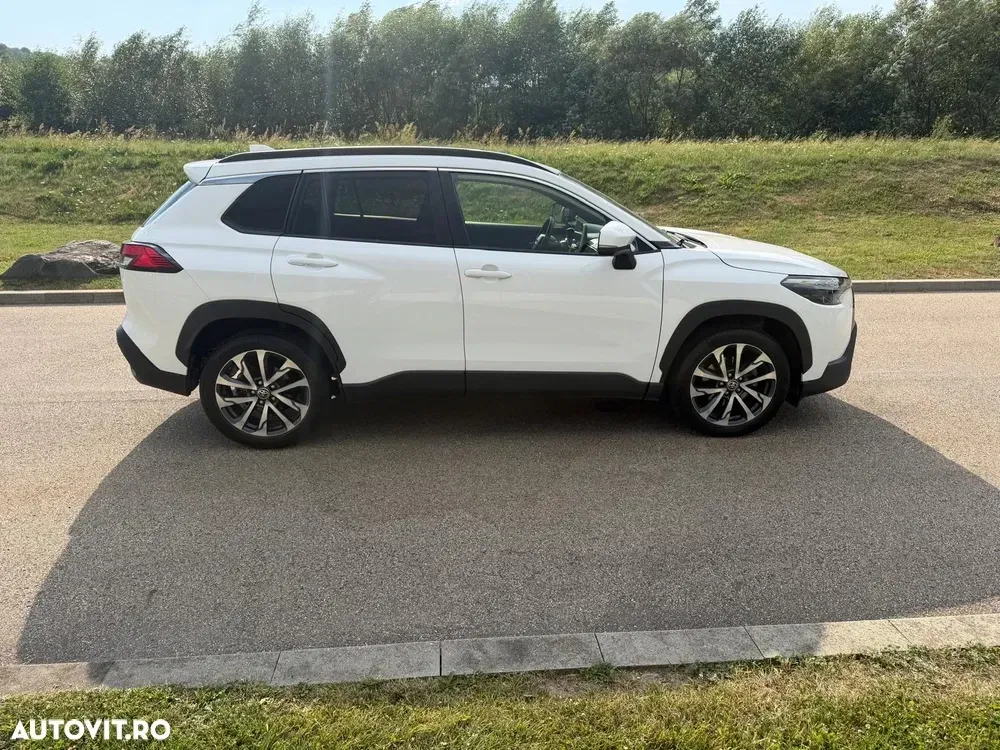 Toyota Corolla Cross — imagine 2