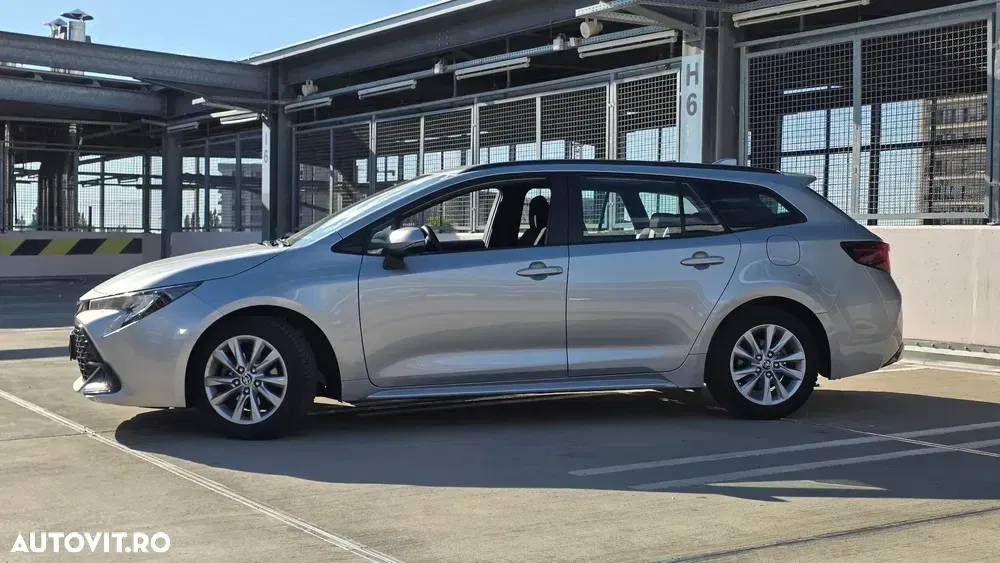 Toyota Corolla XII 1.8 HEV Business — imagine 2