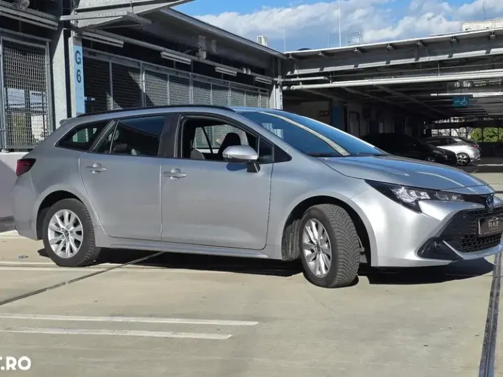Toyota Corolla XII 1.8 HEV Business