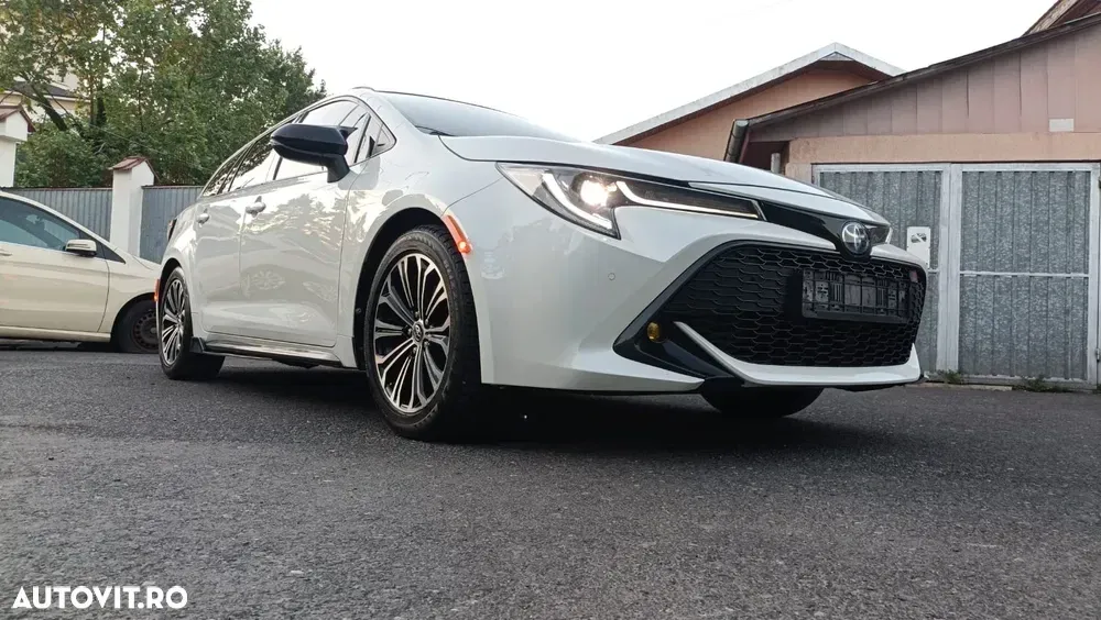 Toyota Corolla — imagine 2