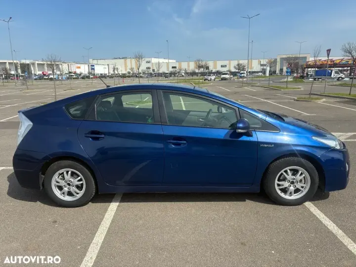 Toyota Prius III Sol Plus
