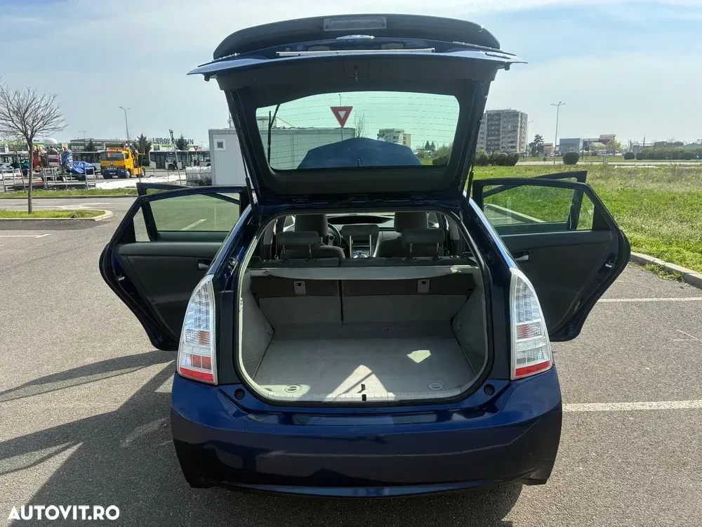 Toyota Prius III Sol Plus — imagine 6