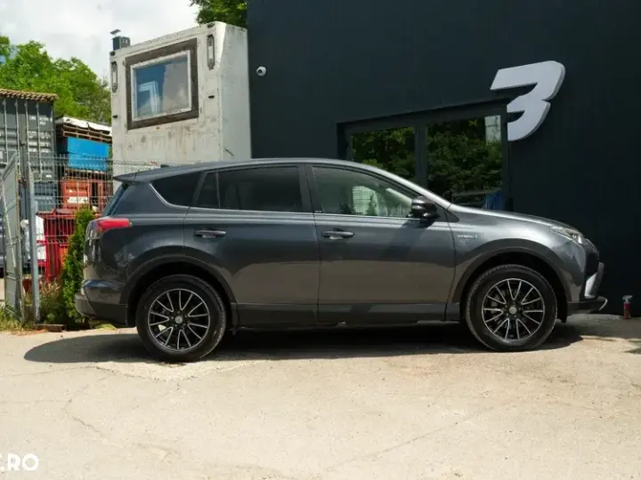 Toyota RAV4 IV 2.5 VVT-i 4x4 Executive