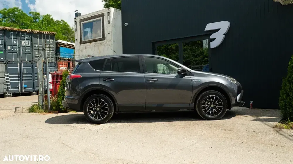 Toyota RAV4 IV 2.5 VVT-i 4x4 Executive — imagine 5