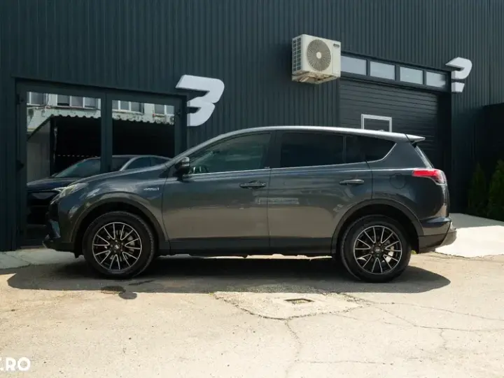 Toyota RAV4 IV 2.5 VVT-i 4x4 Executive