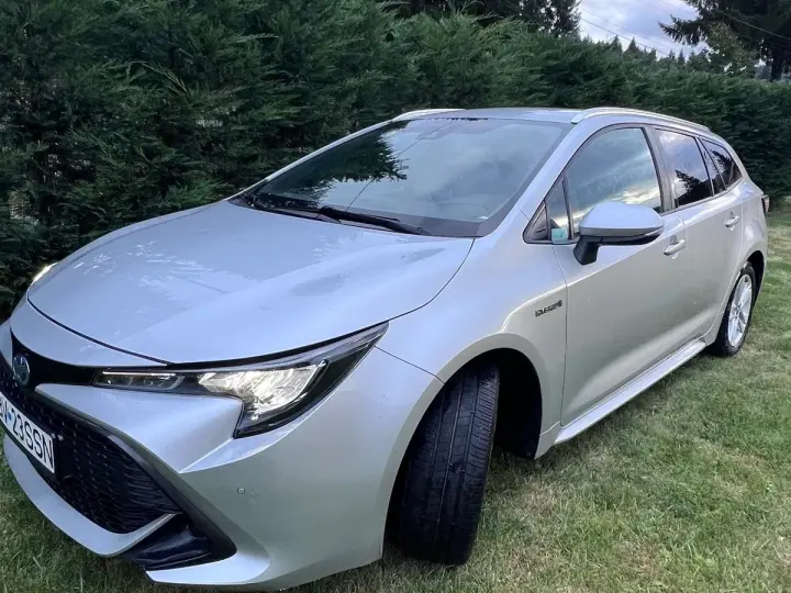 Toyota Corolla XII 1.8 HSD Dynamic
