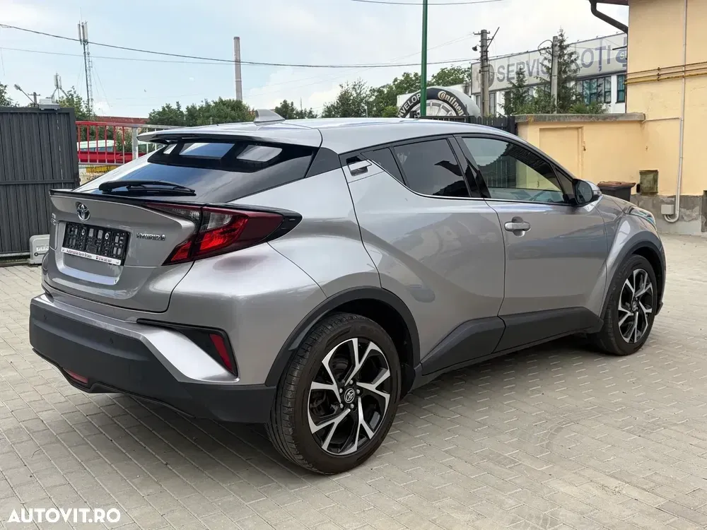 Toyota C-HR Business-Edition — imagine 4