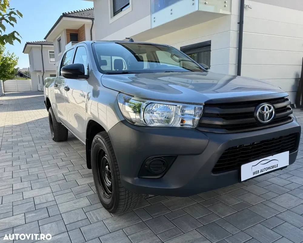 Toyota Hilux VIII 4x4 Double Cab M/T Comfort — imagine 3