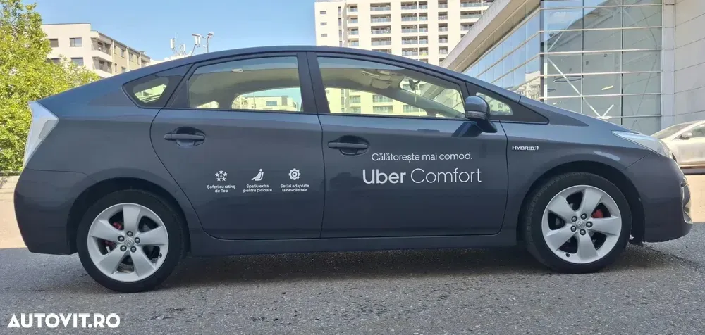 Toyota Prius III Hybrid — imagine 6