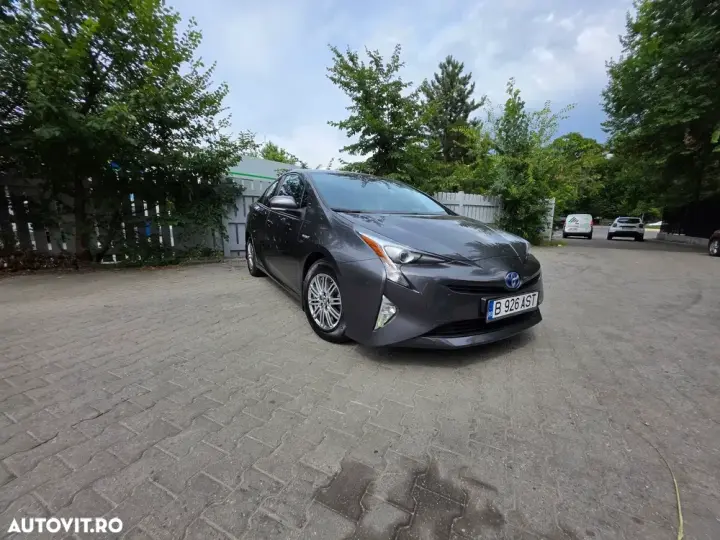 Toyota Prius IV 1.8 Dual VVT-i Sol