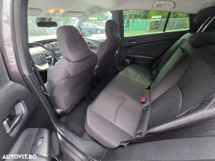 Toyota Prius IV 1.8 Dual VVT-i Sol