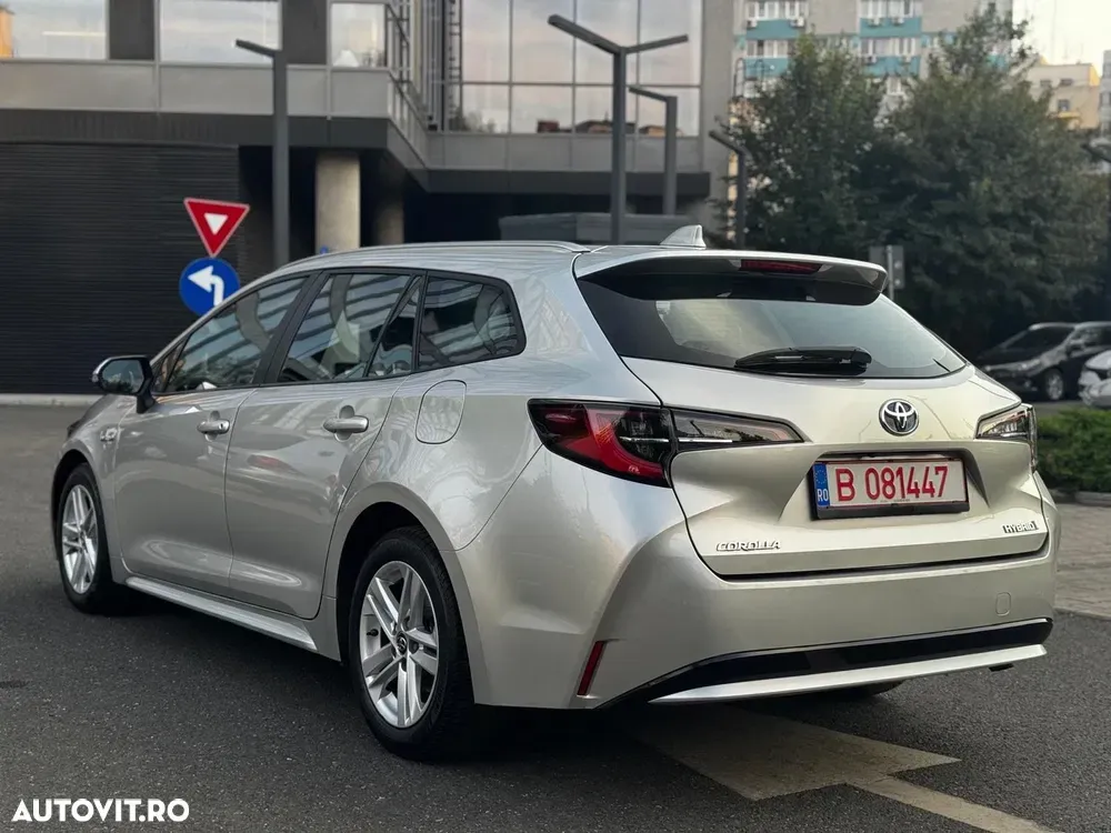 Toyota Corolla XII 1.8 Hybrid Team Deutschland — imagine 3