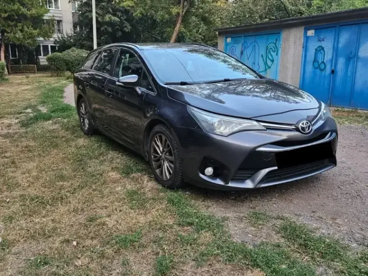 Toyota Avensis III 2.0 D-4D Elegance