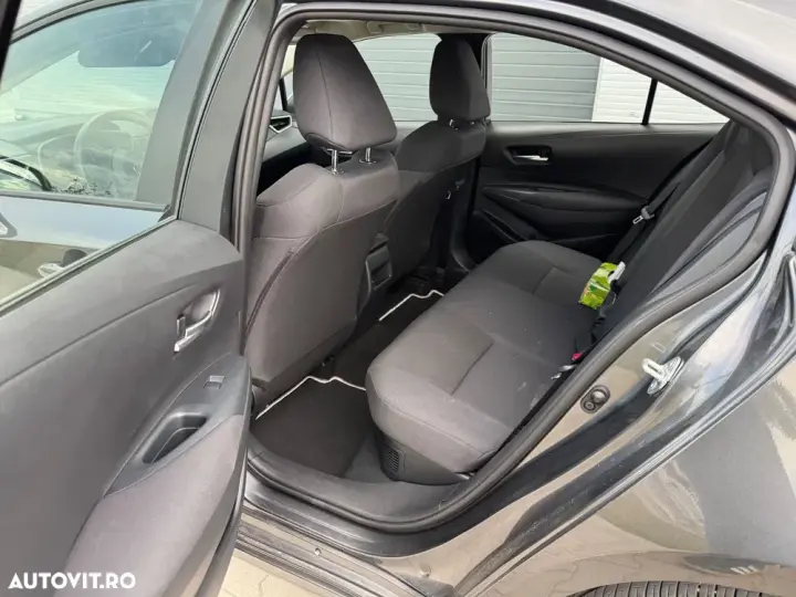 Toyota Corolla XII 1.8 HEV Business
