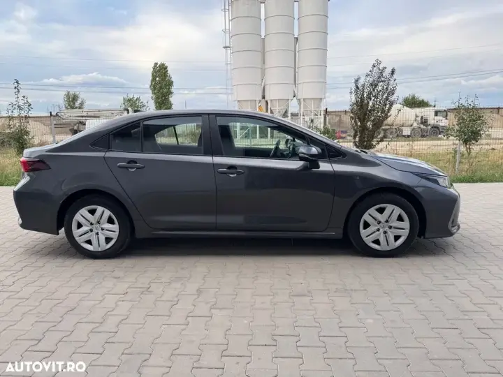 Toyota Corolla XII 1.8 HEV Business