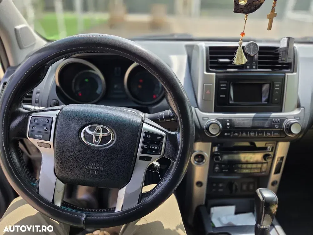 Toyota Land Cruiser — imagine 6