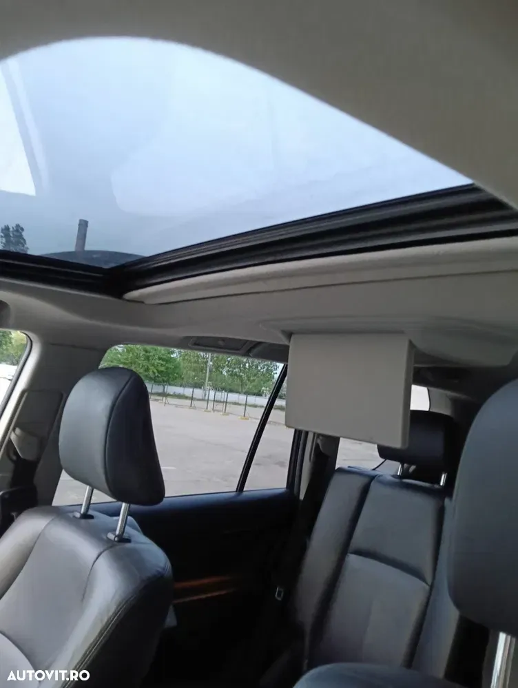 Toyota Land Cruiser 3.0l Turbo D-4D Aut. Luxury — imagine 5