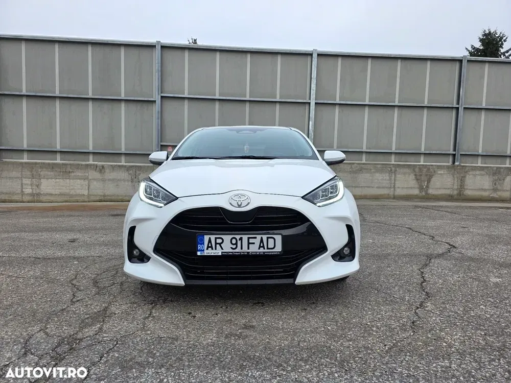 Toyota Yaris 116 1.5 VVT-i Team Deutschland — imagine 2