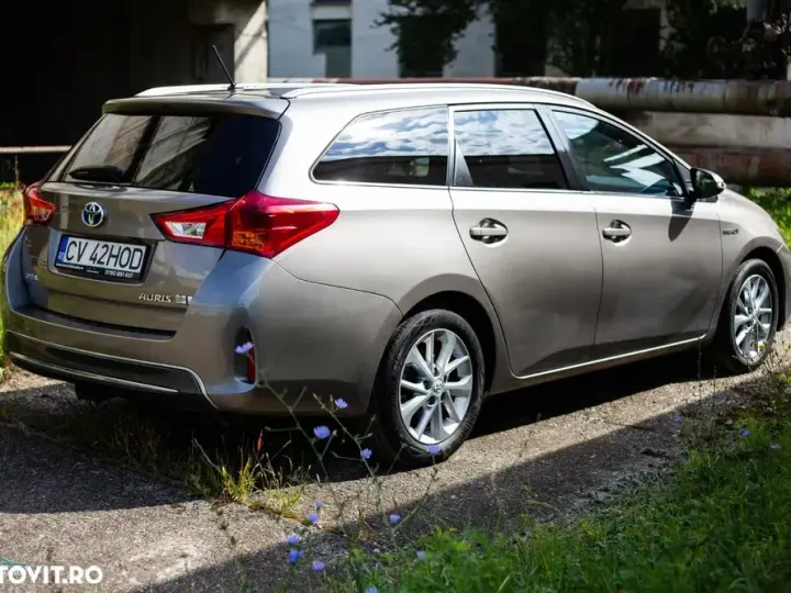 Toyota Auris II