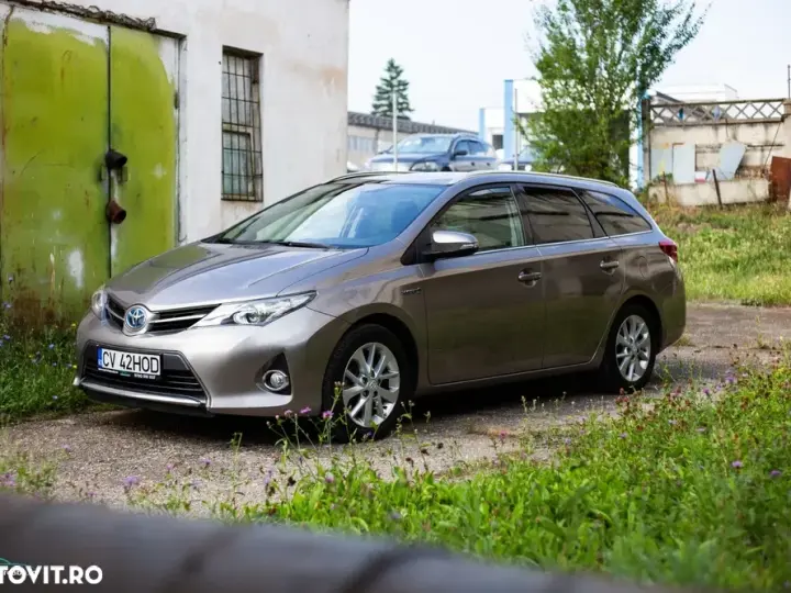 Toyota Auris II