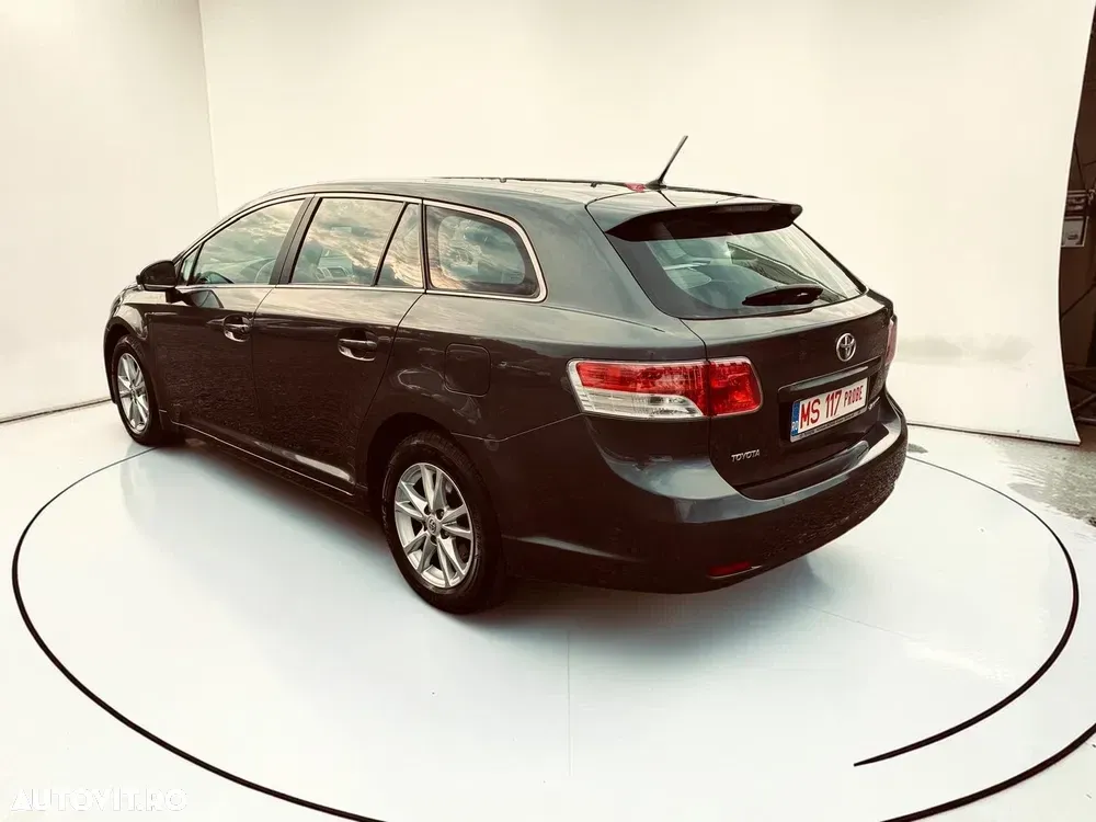 Toyota Avensis III 1.6 Executiv — imagine 4