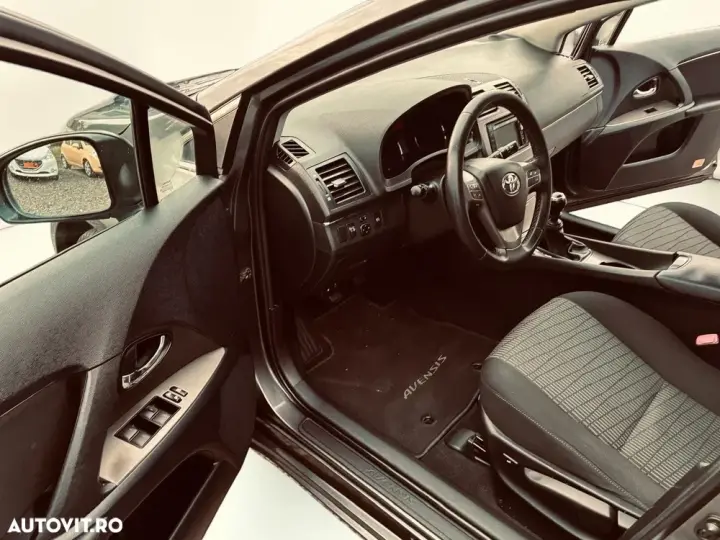Toyota Avensis III 1.6 Executiv