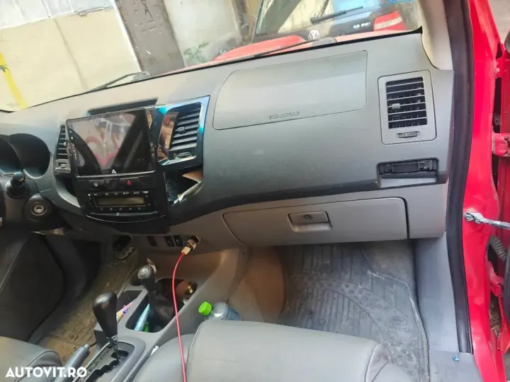 Toyota Hilux VII