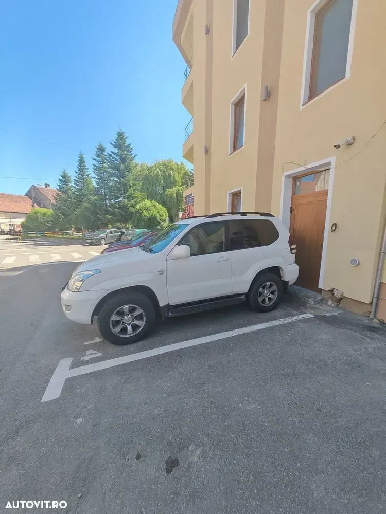 Toyota Land Cruiser 3.0 D-4D Automatik — imagine 2