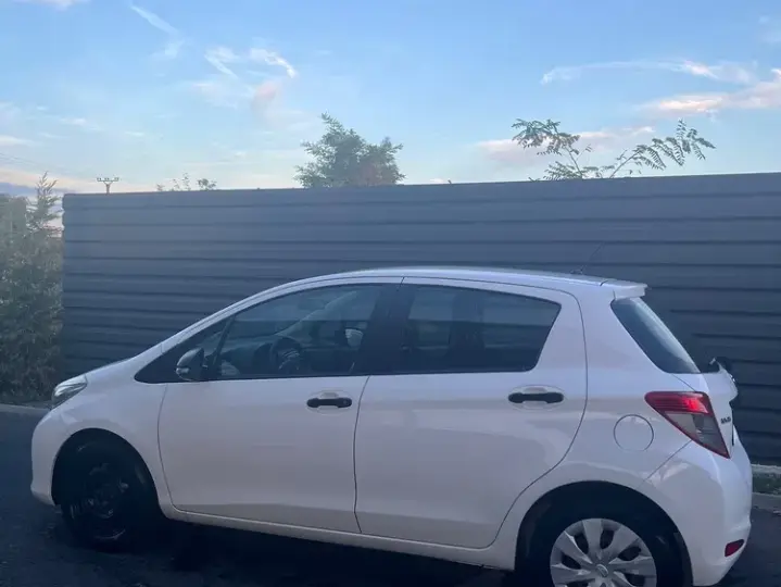 Toyota Yaris 1.3 VVT-i Terra